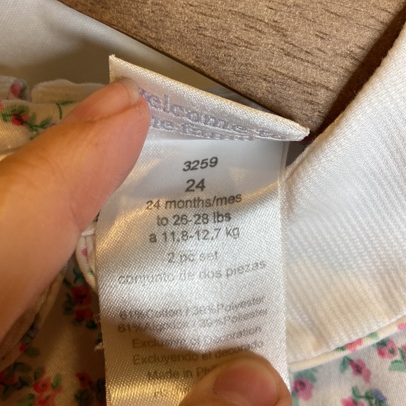 Carter’s Pink And White Smocked Heart Valentines Day Collared Dress - Picture 9 of 9